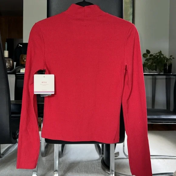 NWT. Stranger Things red turtle neck . Size Small - Picture 3 of 6